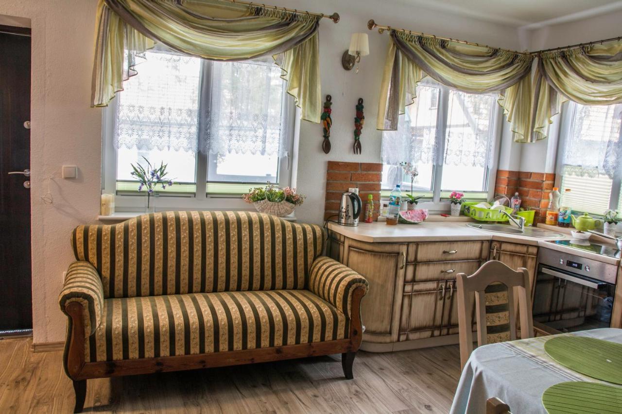 Chata Pod Bocianim Gniazdem Zalakowo Buitenkant foto